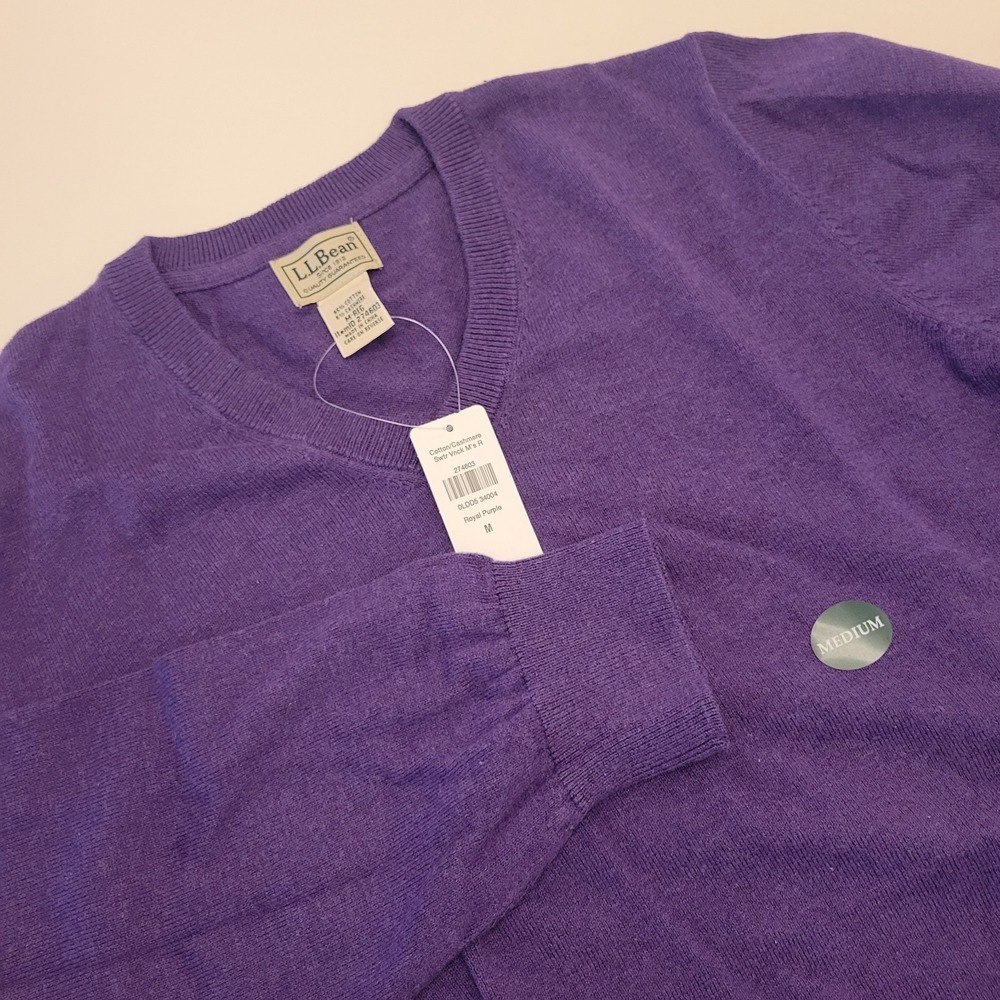 L.L. Bean Mens M Pullover Sweater V-Neck Cotton Cashmere Blend 274603 NWT Purple